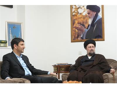 دیدار وزیر ارتباطات با یادگام امام
