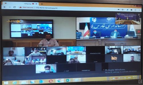 عقب ماندگی استان فارس در بخش تلفن ثابت در حال جبران است/31 سایت ارتباطی جدید در شیراز احداث شده است/ 90 درصد روستاهای بالای 20 خانوار به شبکه ملی اطلاعات دسترسی دارند